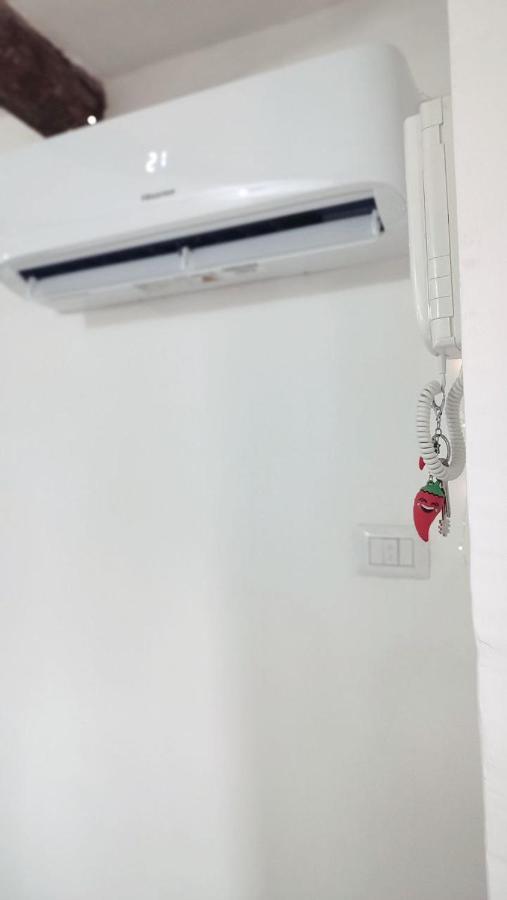Fiu Relais Apartment Наполи Екстериор снимка
